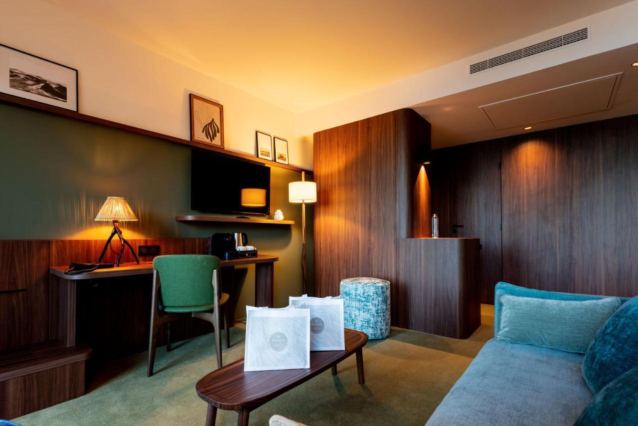 Hotel Roz Marine Thalasso Resort Perros-Guirec Exterior foto